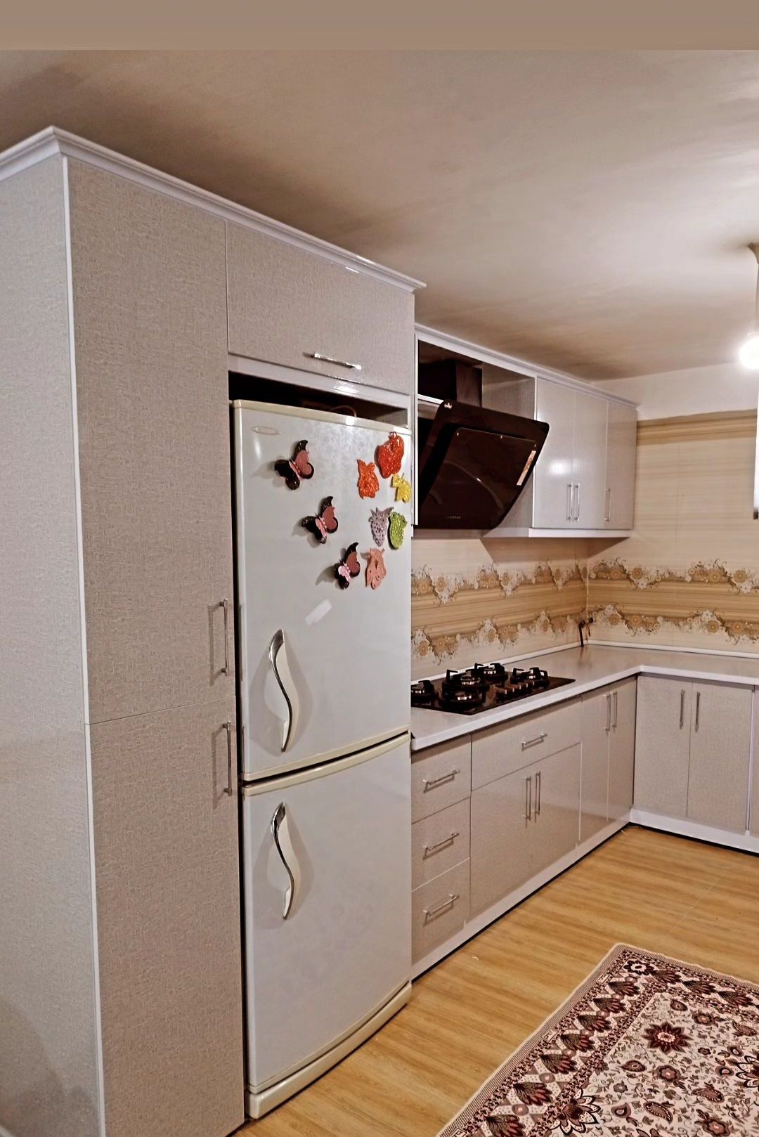 نمونه سرویس بدنه فلز بازاری